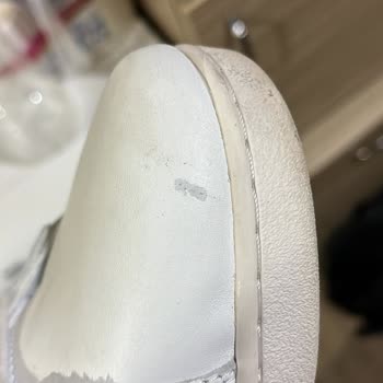Jepublic Mağazasından Satın Aldığım Lacoste Ayakkabının Derisi Kalktı