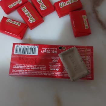 Ülker Çikolatalar Bozuk Ve Bunu 7 Yaşındaki Çocuğum Fark Etti
