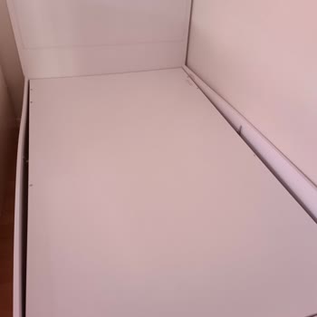 Çilek Mobilya Bazası Yatağı Hakkında