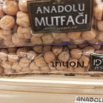 Şok Market Kurtlu Nohut Satıyor