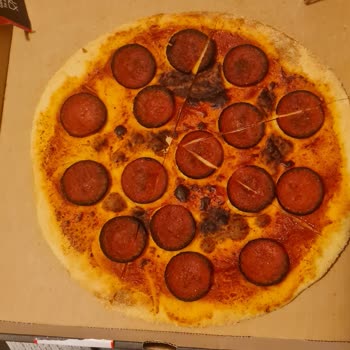 Pizza Hut Yemek Sepeti'nden Yanmış Ve Yanlış Sipariş Aldım