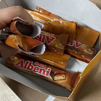 Ülker Albeni Şaşırttı Yakışmadı