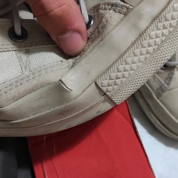 Converse Ürünüm Dikkatli Ve Detaylı İncelenmedi