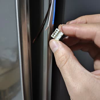 Bosch Buzdolabı Soket Yerine Kapak Değişimi.