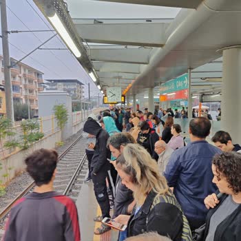 İzban Zamanında Gelmiyor Ve Arıza Sorunu Veriyor