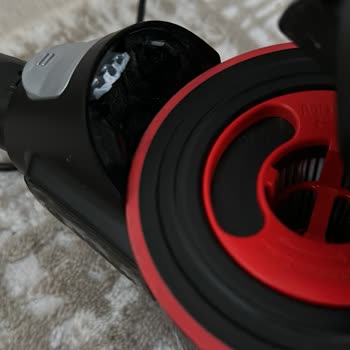 Bosch Unlimited 7 Dikey Süpürge Toz Haznesi Tırnağı