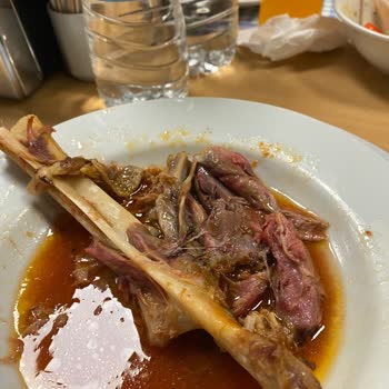 Sağlık Bakanlığı Emir Et Ve Saç Tava Lokantası
Çürük Yemekleri Yediriyor İnsanlara