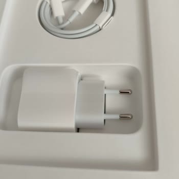 Sıfır Kapalı Kutu Cihaz Ayıplı Çıktı Ücret İstiyor Apple!