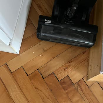 Beko Powerclean SD 8041 K Şarjlı Dik Süpürge