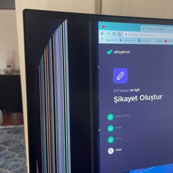 PTT Kargo Monitör LCD Kırığı