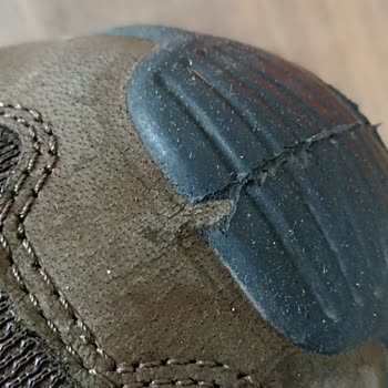 Scooter Ayakkabı Üretim Hatalı, İade Almıyorlar!