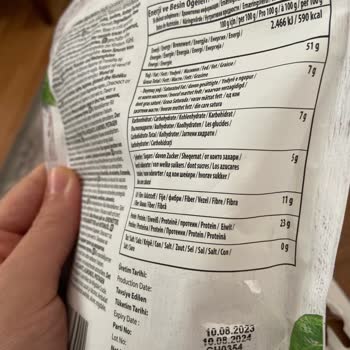 A101 Çiğ Badem İçi Kurtlanmış