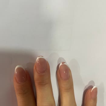 Madina Erden Nail Studio Kalıcı Oje Memnuniyetsizliği