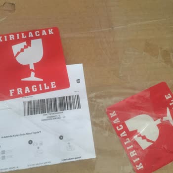 UPS Türkiye Geç Gelmesi, Özensizlik, Kutu İçi Hasar, Ayakla Basılması