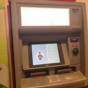 Akbank ATM Para Yuttu!