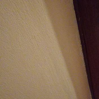 Filli Boya Momento Boyadaki Lekeler Ve İzler