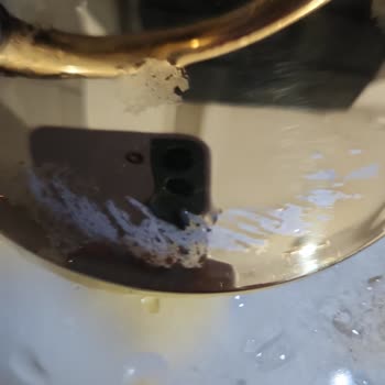 Emsan Mutfak Gold Kısmı Gri Oldu