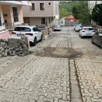 İSKİ Çalışma Yaptığı Yeri Islarla 3 Aydır Kapatmıyor
