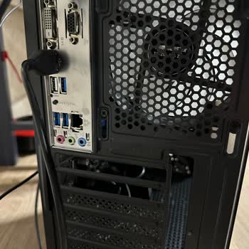 Pckolik.com 20 Gün Bekledim Ve Sonra Eksik Sipariş Teslim Aldım