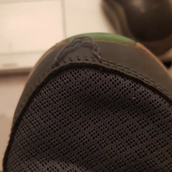 Skechers Ayakkabı 2 Ayda Yırtıldı Söküldü
