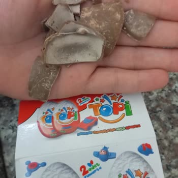 BİM'den Aldığım Sürpriz Yumurtanın Çikolatası Resmen Bayatlamış