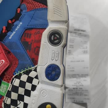 Skechers Marka Çocuk Ayakkabısını Değişim Ya Da İade Almadılar