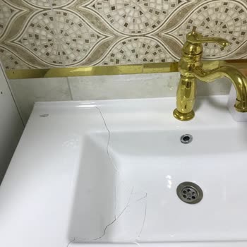 CeraStyle Kendi Kırılan Lavabo