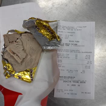 Ülker Marka Çikolata Bozuk Cıktı