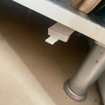 E-bebek İdeal Baby Köşe Kilidi