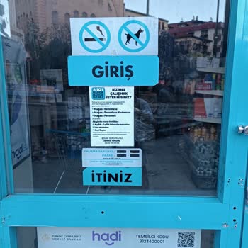 A101 Olmayan Ürünlerin Reklamını Yapıp Aldatıyor.