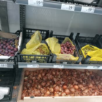 A101 Olmayan Ürünlerin Reklamını Yapıp Aldatıyor.