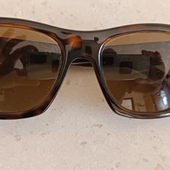 Rayban Gözlük Camının Bozulması