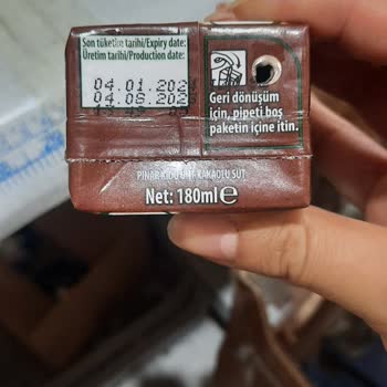 A101 Bozuk Sütlerin Satışı