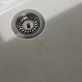 Teka Beyaz Evye Leke Sorunu