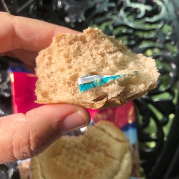 Obaşak Ekmeğin İçinden Çıkan Madde