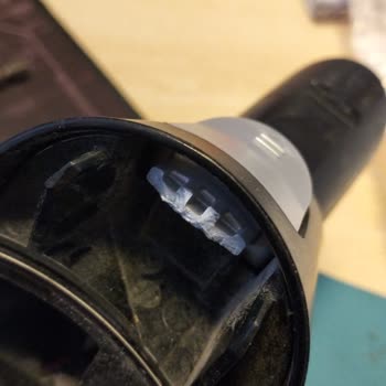 Bosch Unlimited 7 - Şarjlı Süpürgemin Hazne Tırnakları Kırılma Sorunu