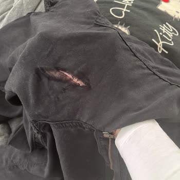 Stradivarius Kargo Pantolon İlk Yıkamada Yırtıldı