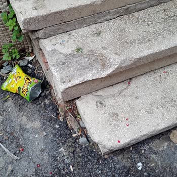 İBB - İstanbul Büyükşehir Belediyesi Dış Hat Patlaması Ve Merdiven Kırılması