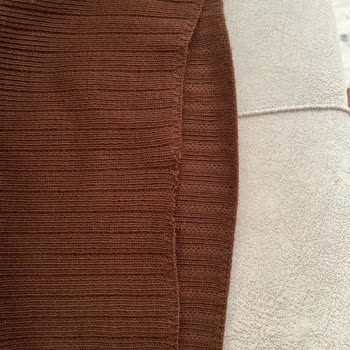 Trendyolmilla Kahverengi Basic Bisiklet Yaka Triko Altüst Paçası Sökük