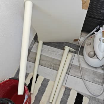 Canisa Concept Sehpada Oluşan Çatlak
