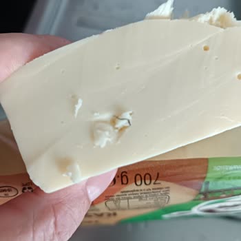 Onur Süt Kaşar Peynirinden Yabancı Cisim Çıktı!