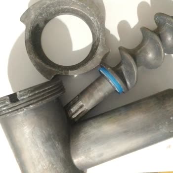 Arnica Küçük Ev Aletleri Çelik Parçaları Oksitleniyor