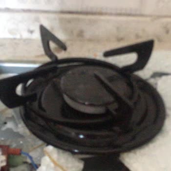 Lanova G16302-502 Set Üstü Cam Yüzeyinin Patlaması