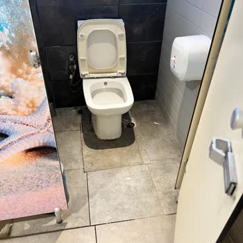 Shell Afyon / Sandıklı Benzin İstasyonu Felaket Tuvaletler