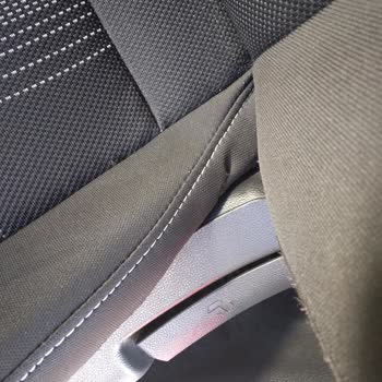 Hyundai Assan 2023 Model Sıfır Arabanın Şoför Koltuğu Deformeli