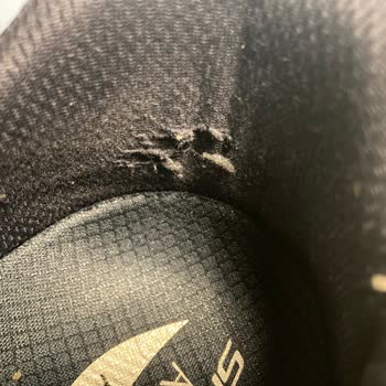 Skechers 20 Günde Deforme Olan Ayakkabı