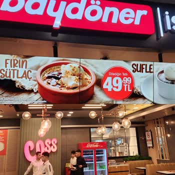 Baydöner Restaurant Girişindeki Elektronik Tabelalarda Fiyat Aldatmacası!
