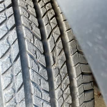 Bridgestone Dueler Lastikler 2 Ayda Parçalandı.