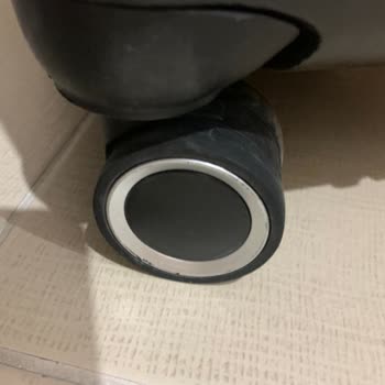 Hatalı Valiz Ççs, Bagzy