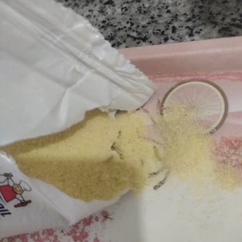 Sinangil Gıda Toptancı Marketten Aldığım İrmik Kurtlu Çıktı